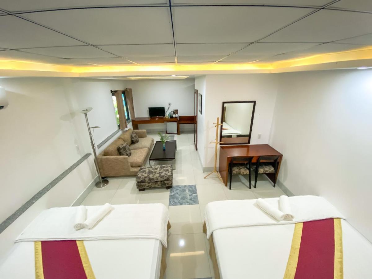 Khach San Vuon Cau & Khu Vui Choi Giai Tri Sala Hotel *